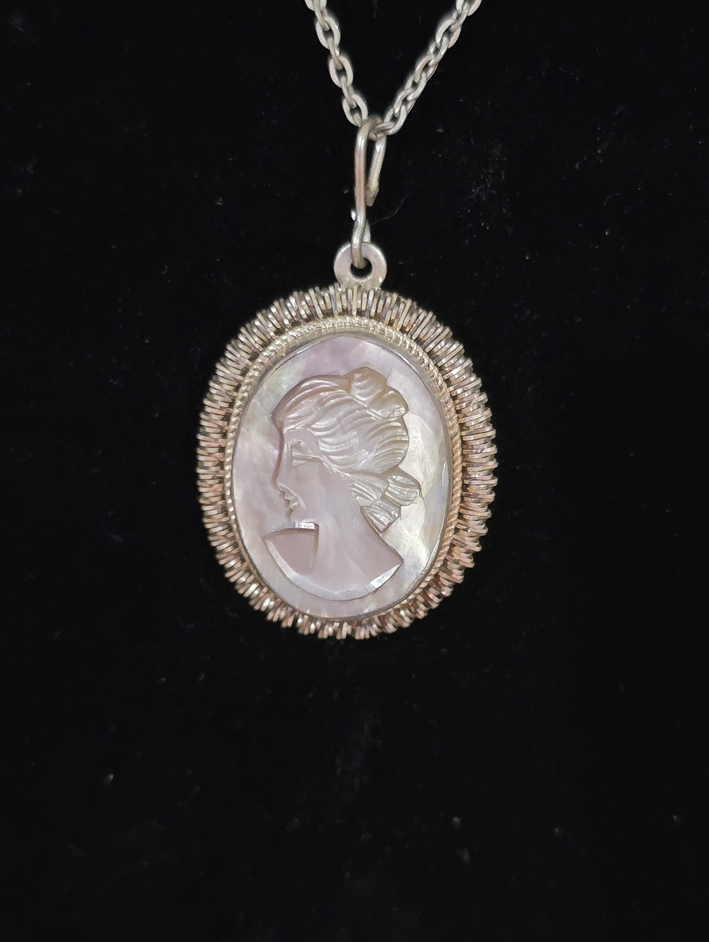 Corcione Silver Mother of Pearl Cameo Pendant Necklace Vintage Italian Oval